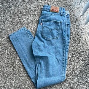 Levi’s light blue 721 Highrise Skinny jeans